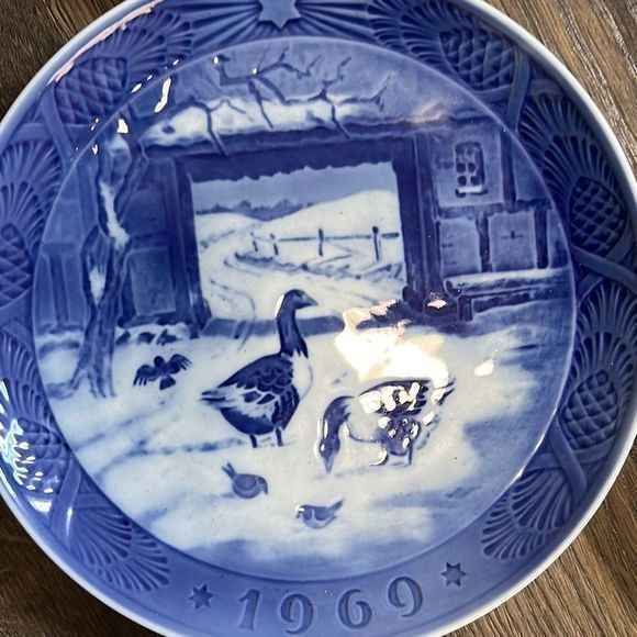 Assorted Lot of 6 Jule After Royal Copenhagen Christmas Plate Collection 7" - Picture 7 of 12